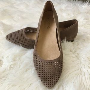 Vionic Posey flats in Taupe Suede